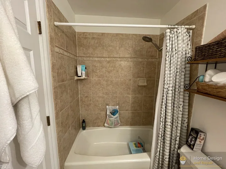 Before detail of Tub-Shower Bathroom Remodel in Boca Raton, FL